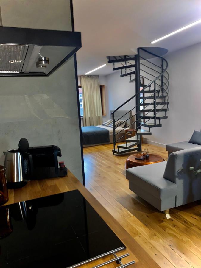 Apartman Zara Комарно Экстерьер фото
