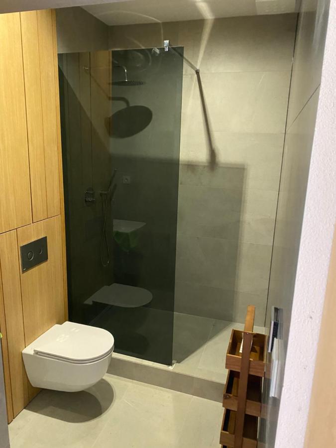 Apartman Zara Комарно Экстерьер фото